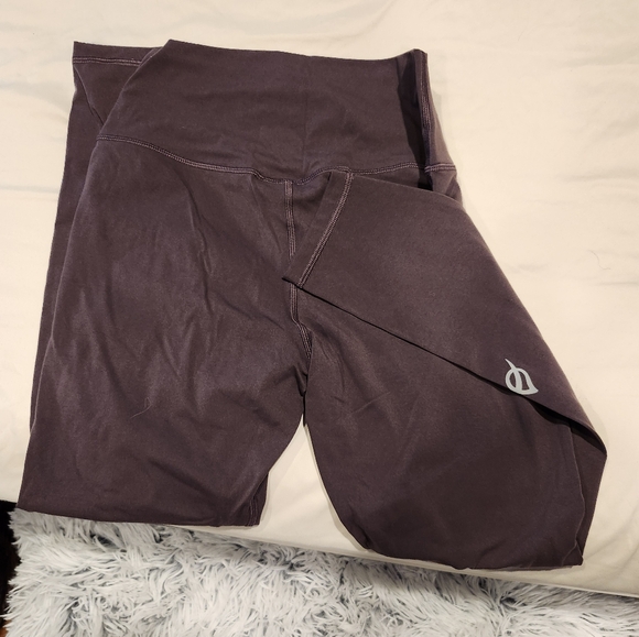 Ptula Leggings - Picture 3 of 3